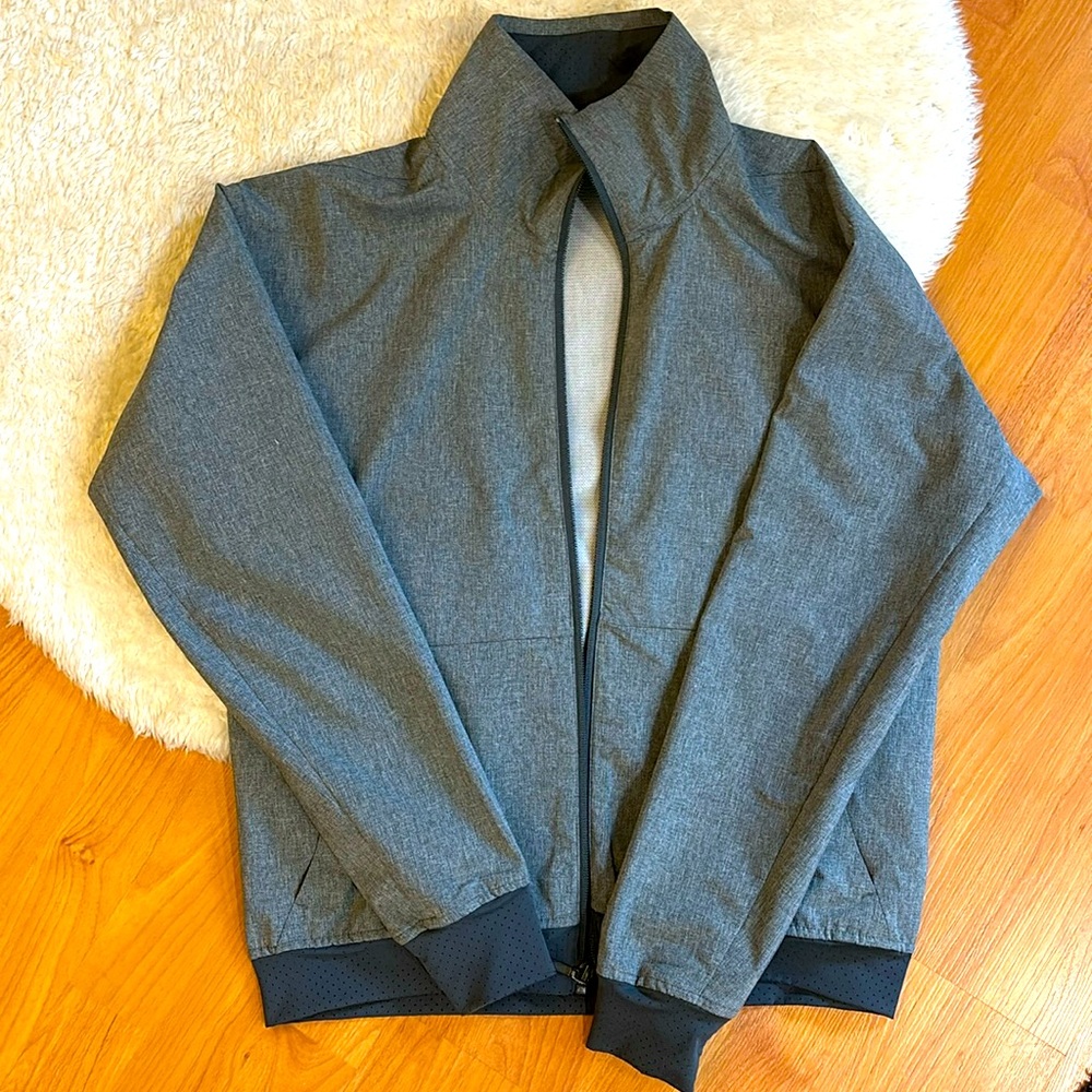 RYU windbreaker jacket